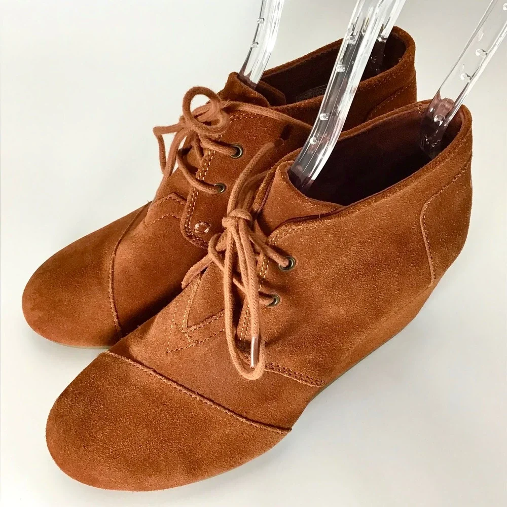 Toms Kala Rust Brown Lace Up‎ Suede Wedge Heels Ankle Boot Booties Women's 7.5